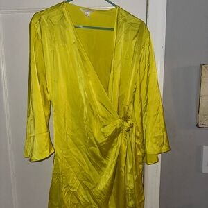 H&M Yellow short wrap dress